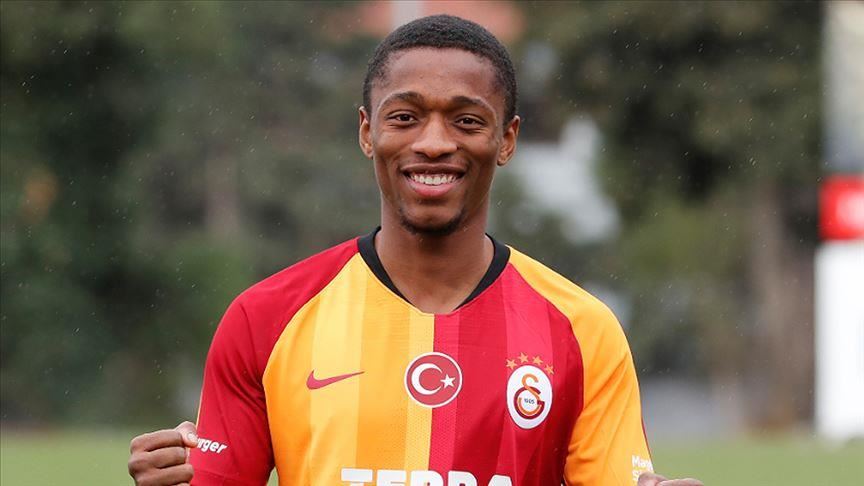 Liverpool Fc Transfer News Galatasaray Firm Up Lucas Interest By Making 2 5m Offer Talksport