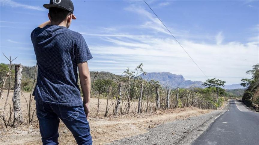 El Salvador aprueba ley a favor de los desplazados internos del país