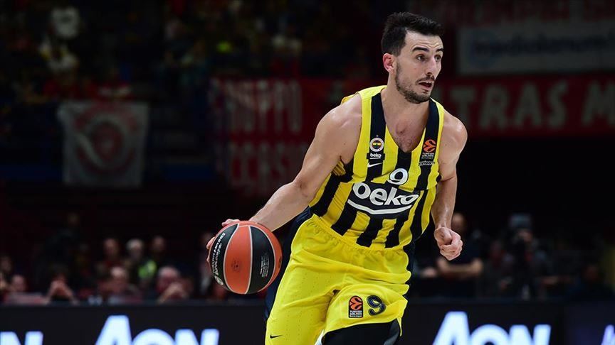 Fenerbahce Beko beat Baskonia for second straight win