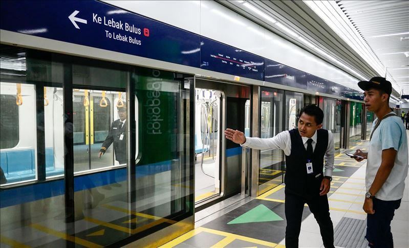 MRT dan KRL akan terintegrasi, Pemprov DKI targetkan pengguna angkutan umum meningkat