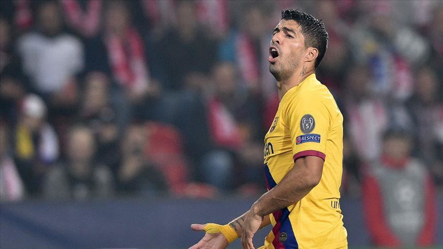 Football: Luis Suarez to undergo surgery on right knee
