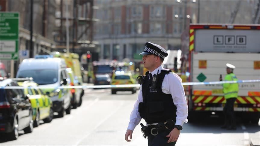 إصابة 4 أشخاص في حادثة طعن ببريطانيا