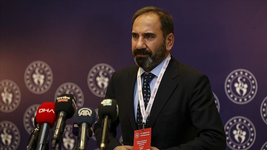 Sivasspor Kulübü Başkanı Otyakmaz: Türk futbolundaki sorunlar masaya yatırıldı