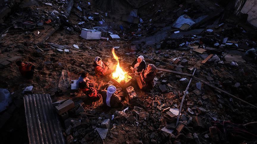 Borba za preživljavanje u Gazi: Palestinska porodica živi u šatoru na temeljima porušene kuće