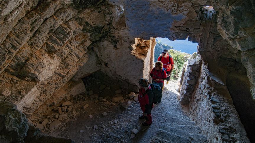 La excepcional vista desde el monasterio de Afkule, en Turquía