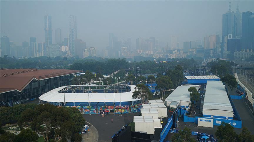 Shtyhet Australia Open për shkak të ndotjes së ajrit nga zjarret