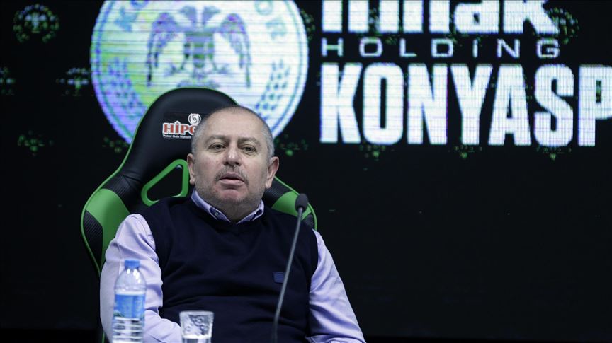 Konyaspor Kulübü Başkanı Hilmi Kulluk: Ben mi çıkıp oynayacağım