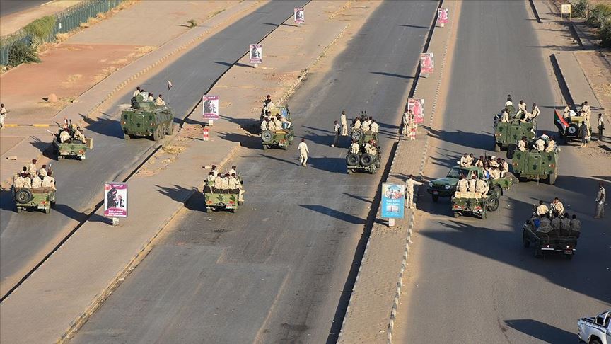 Sudan'da 'isyan' bastırıldı, 43 istihbaratçı gözaltına alındı