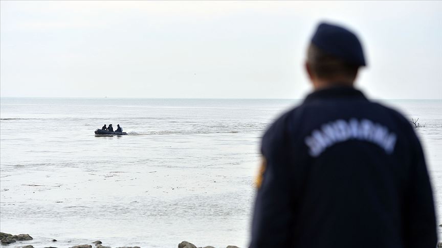 Mersin'de denizde kaybolan iki bekçiden birinin cansız bedeni bulundu 