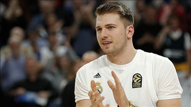 Mavericksli Luka Doncic, NBA tarihine geçti