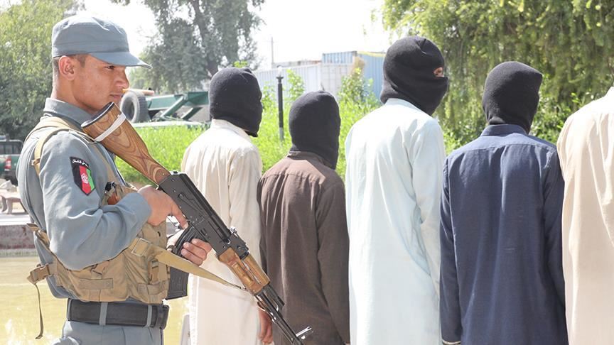 Afganistan, 50 talebanë dorëzohen te forcat qeveritare