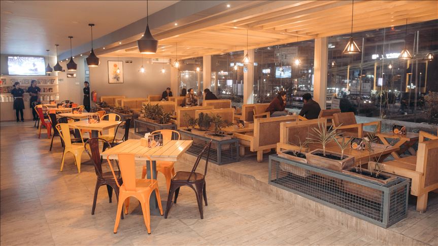 Nepal: Cafe with cause helps trafficking survivors