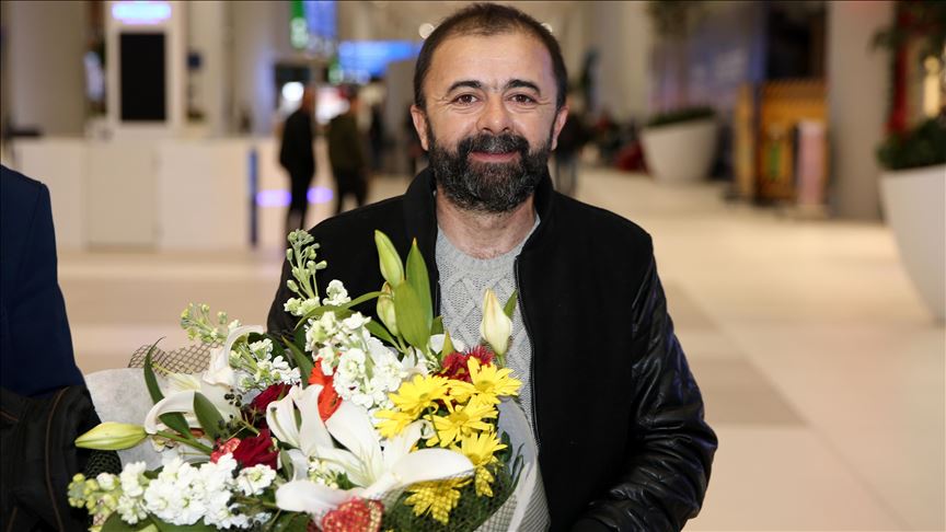 Punonjësi i AA-së që u lirua në Egjipt kthehet në Turqi