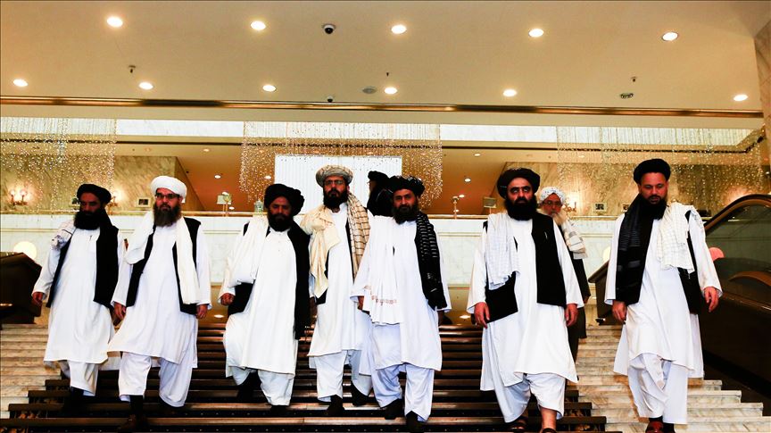 Gobierno afgano exige a talibanes un alto al fuego completo para mantener conversaciones de paz 