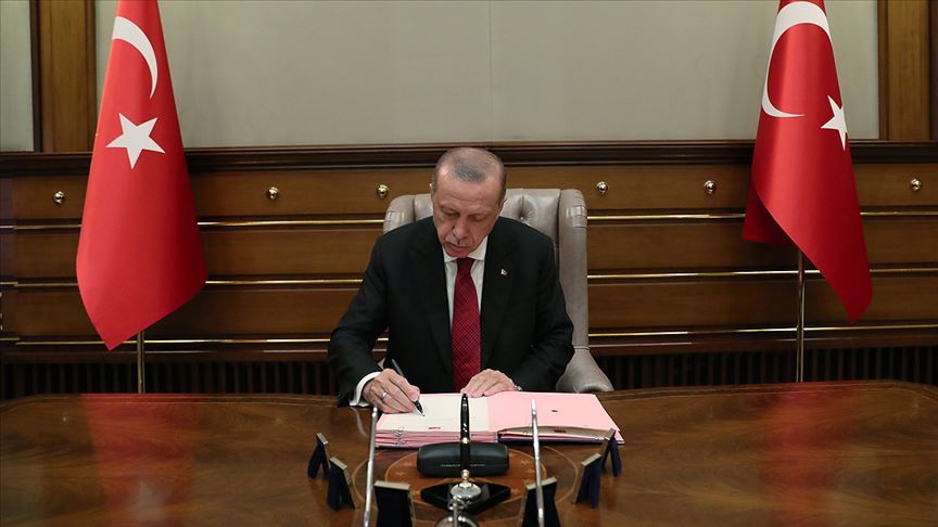 Erdoğan, İİT Tahkim Merkezinin Türkiye'de kurulması anlaşmasına ilişkin kanunu onayladı