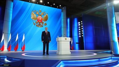 Will Putin continue in politics after 2024?