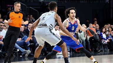 EuroLeague: Larkin, first MVP ever in 3 straight rounds