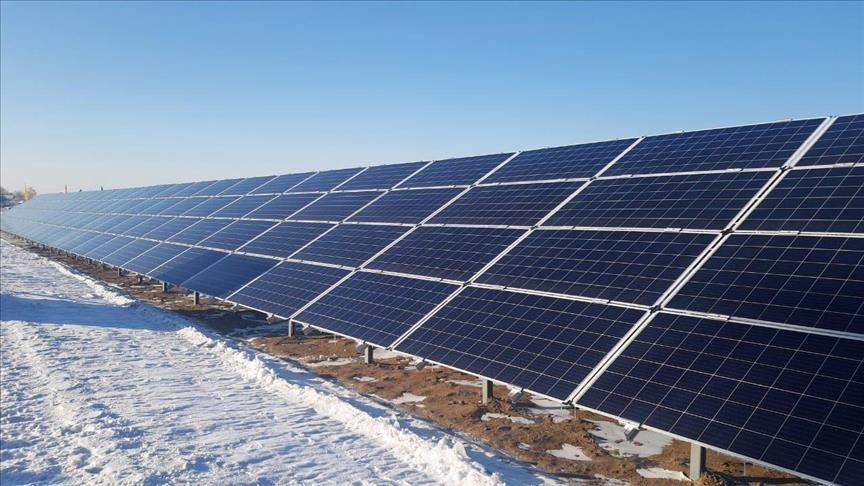 قطر توقع عقد بناء محطة للطاقة الشمسية بـ471 مليون دولار