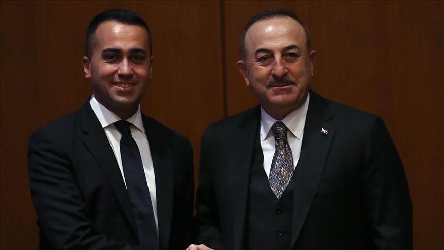 Libye : Cavusoglu et son homologue italien discutent des préparatifs de la Conférence de Berlin