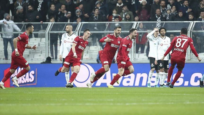 Football: Super Lig leader Sivas beat Besiktas 2-1