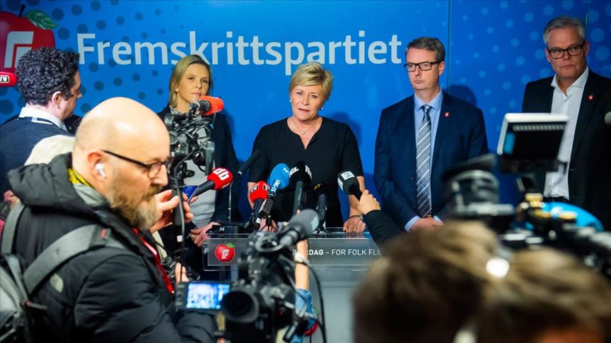 Norveç'te koalisyon hükümetinde 'DEAŞ' krizi