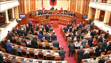 Ruçi: Objektivi kryesor i parlamentit është hapja e negociatave