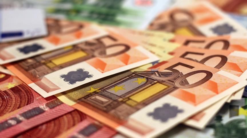 Prosječna plata u Sloveniji porasla na 1.235 eura