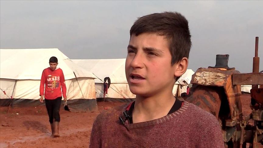 'Çamur kamplarda' yaşayan küçük İsmail: Kahverengiden nefret ediyorum