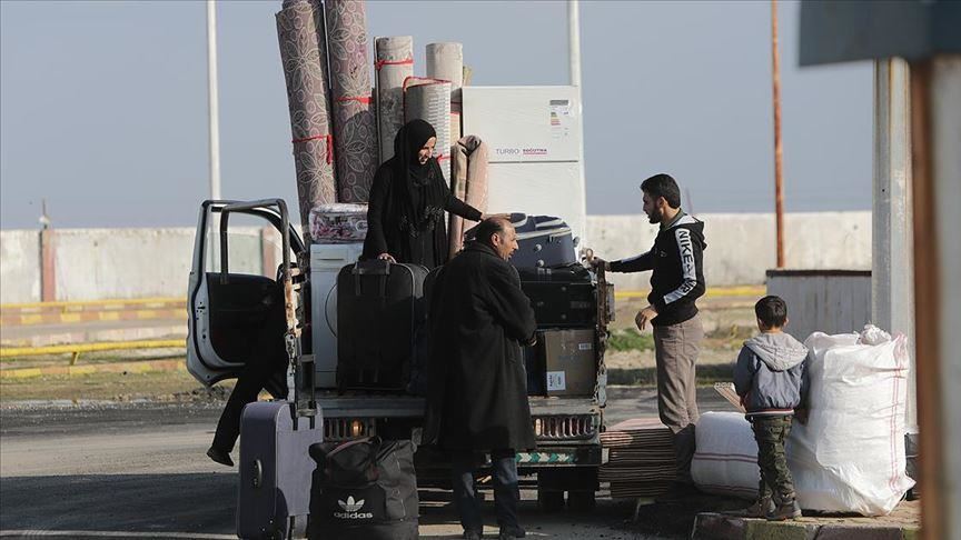 Сирийцы возвращаются в зону операции "Источник мира"