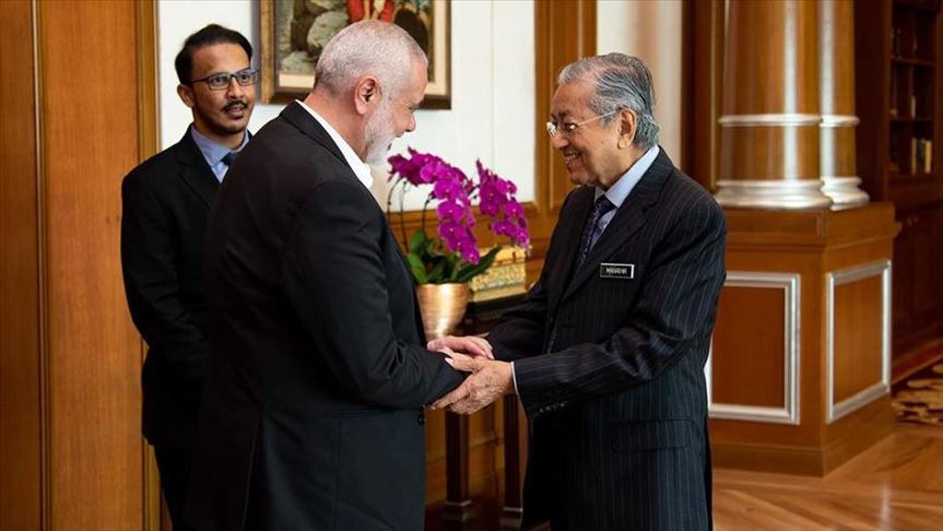 Pemimpin Hamas bertemu dengan PM Malaysia Mahathir Mohamad 