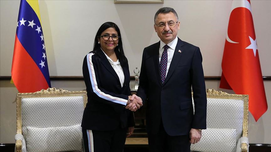 Cumhurbaşkanı Yardımcısı Oktay, Venezuela Devlet Başkan Yardımcısı Rodriguez ile görüştü