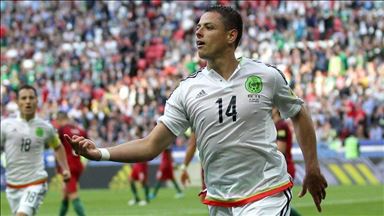 Javier Hernandez resmi berseragam LA Galaxy