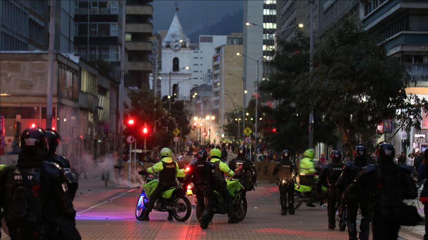 ONU DDHH expresó preocupación por violencia contra policías en Colombia durante protesta 