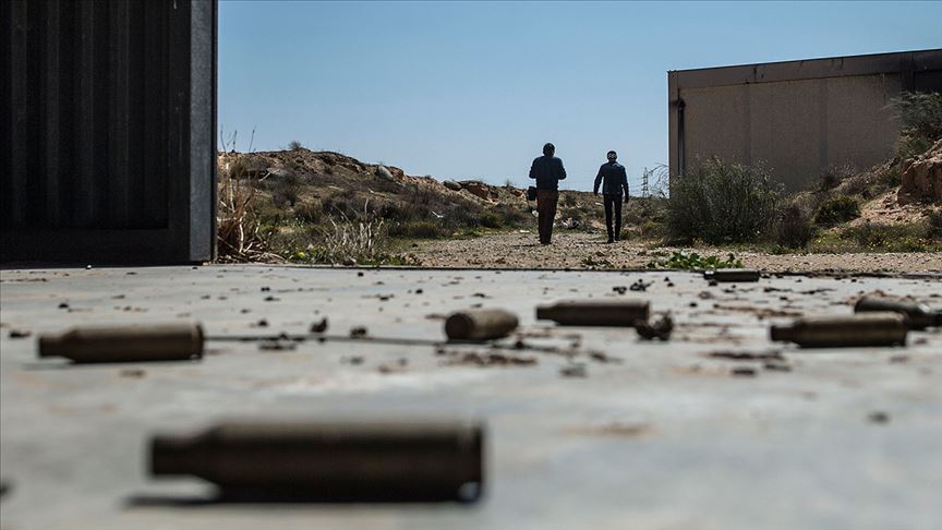 Libya'daki Hafter milisleri başkent çevresinde ateşkesi ihlal etmeyi sürdürüyor