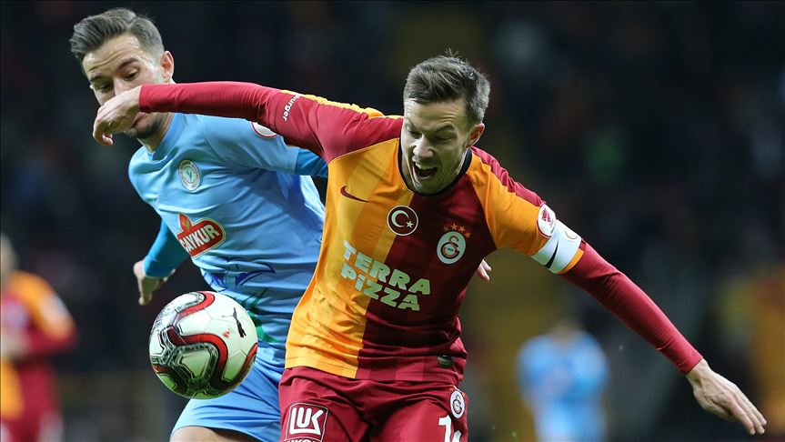 Football: Galatasaray advance to final 8 in Turkish Cup
