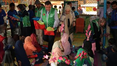 Turkish delegation visits Rohingya camps in Bangladesh