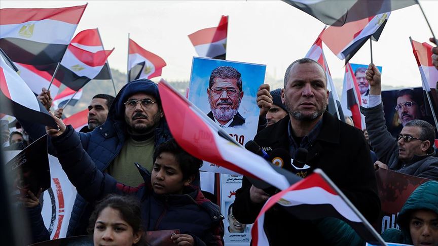 إسطنبول.. مئات المصريين يحيون ذكرى ثورة يناير