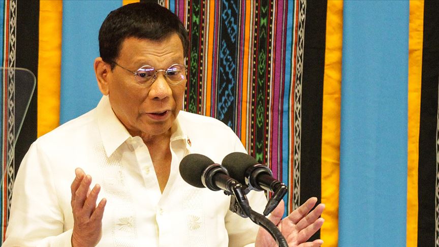 Duterte'den eski Emniyet Müdürü'nün vizesini iptal eden ABD'ye tehdit