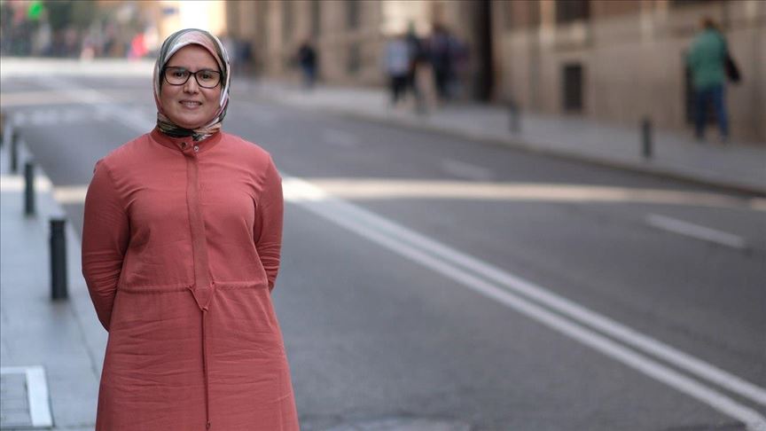 La primera concejala musulmana en la Comunidad de Madrid se resiste a encajar en el estereotipo
