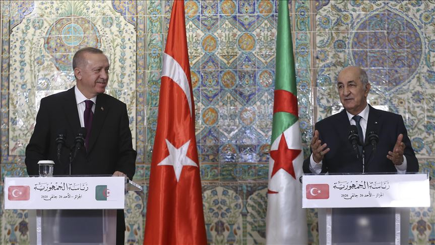 Erdogan comienza su gira por tres países de África en Argelia