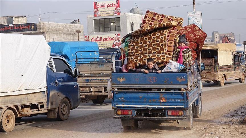 Од сириски Идлиб кон турската граница за 24 часа пребегаа околу 21.000 цивили