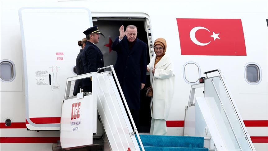 Президент Турции отбыл из Алжира в Гамбию 