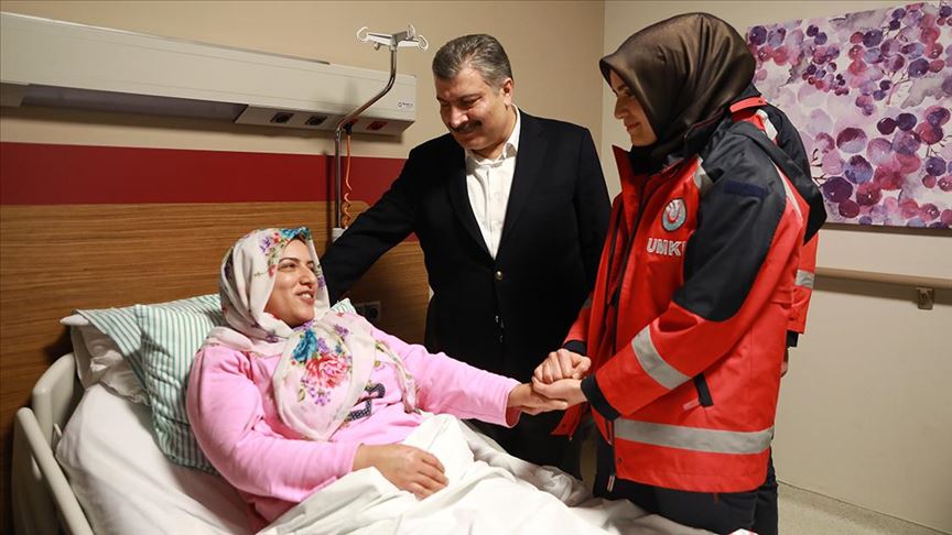 Sağlık Bakanı Koca: Elazığ'daki depremde yaralananlarda kritik bir hastamız yok