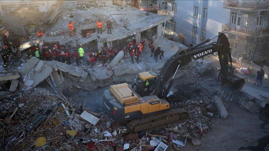 Rescue ops continue after quake in eastern Turkey