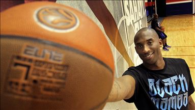 Legenda NBA Kobe Bryant tewas dalam kecelakaan helikopter