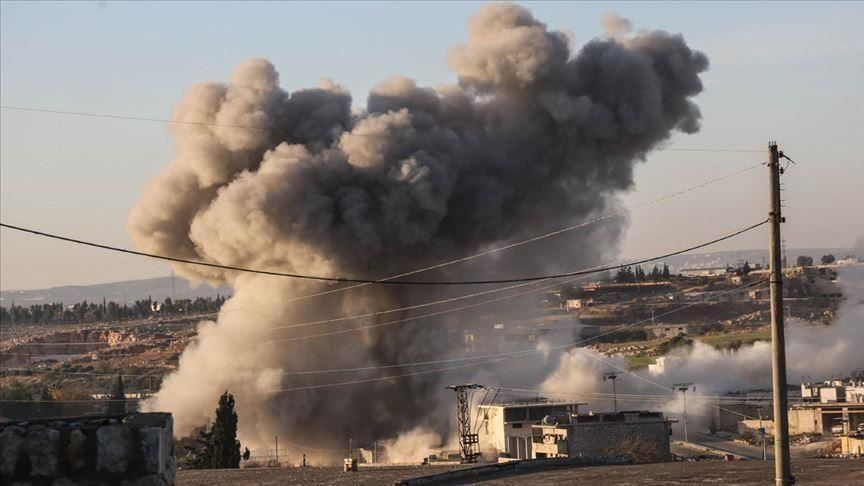 قوات النظام السوري تحاصر مركز معرة النعمان في إدلب 