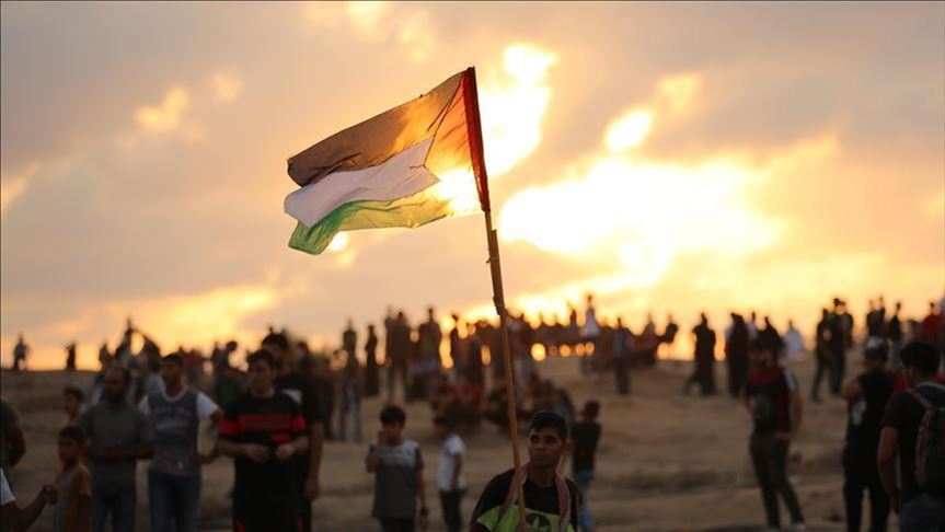 Palestinian protesters, Israeli army clash in West Bank