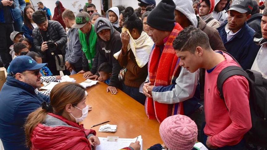 Colombia lanza paquete de medidas para regularizar a migrantes venezolanos