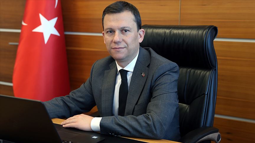 AK Parti Genel Sekreteri Şahin'den Türk bayrağını yırtan ırkçı Yunan milletvekiline tepki