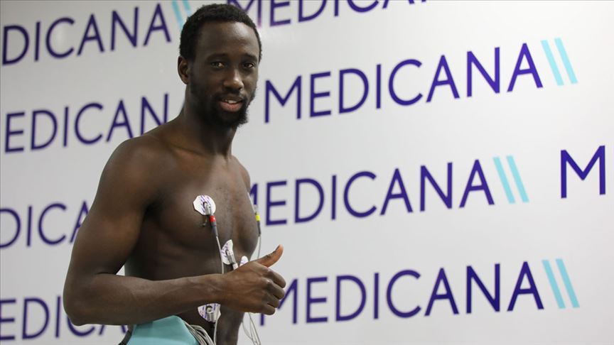 Sivasspor'da Samba Camara sağlık kontrolünden geçirildi